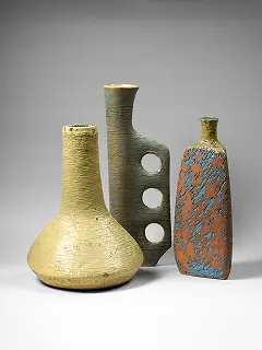 Agrīnie formas un glazūru meklējumi akadēmijā. Ap 1967. gadu.