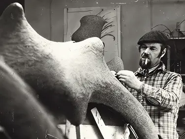 Andrejs Ķiģelis Keramikas fabrikas telpās